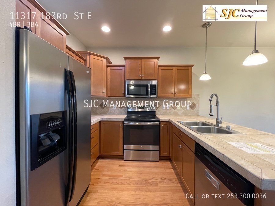 Four bedroom home in South Hill Puyallup for rent property image