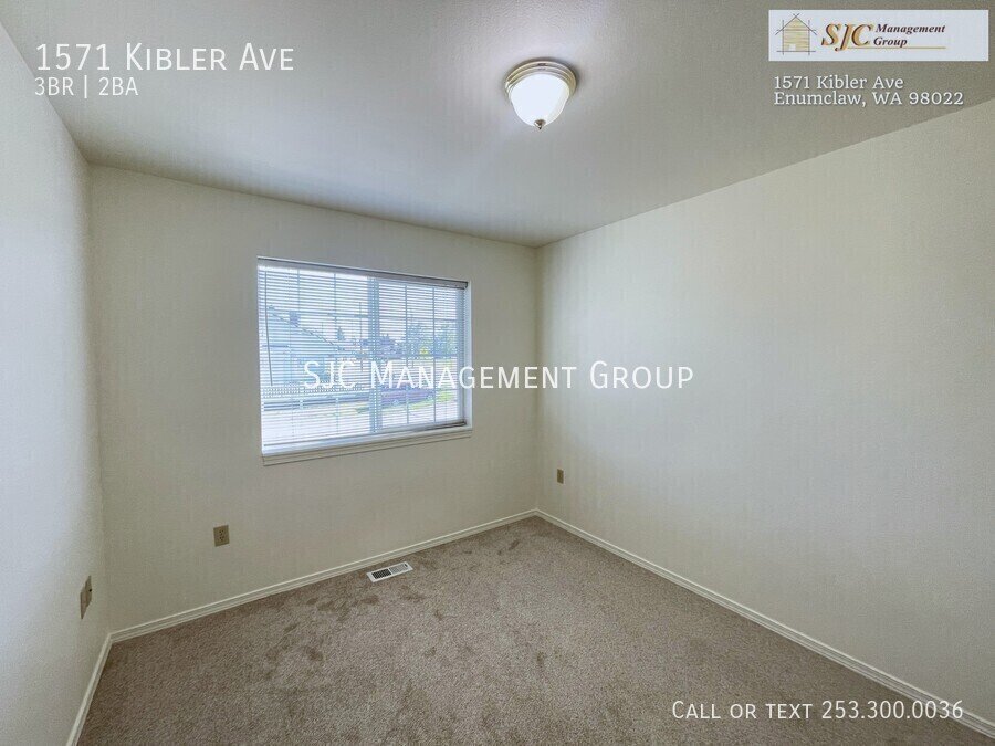 Three Bedroom/Two Bath Updated Townhome for Rent property image