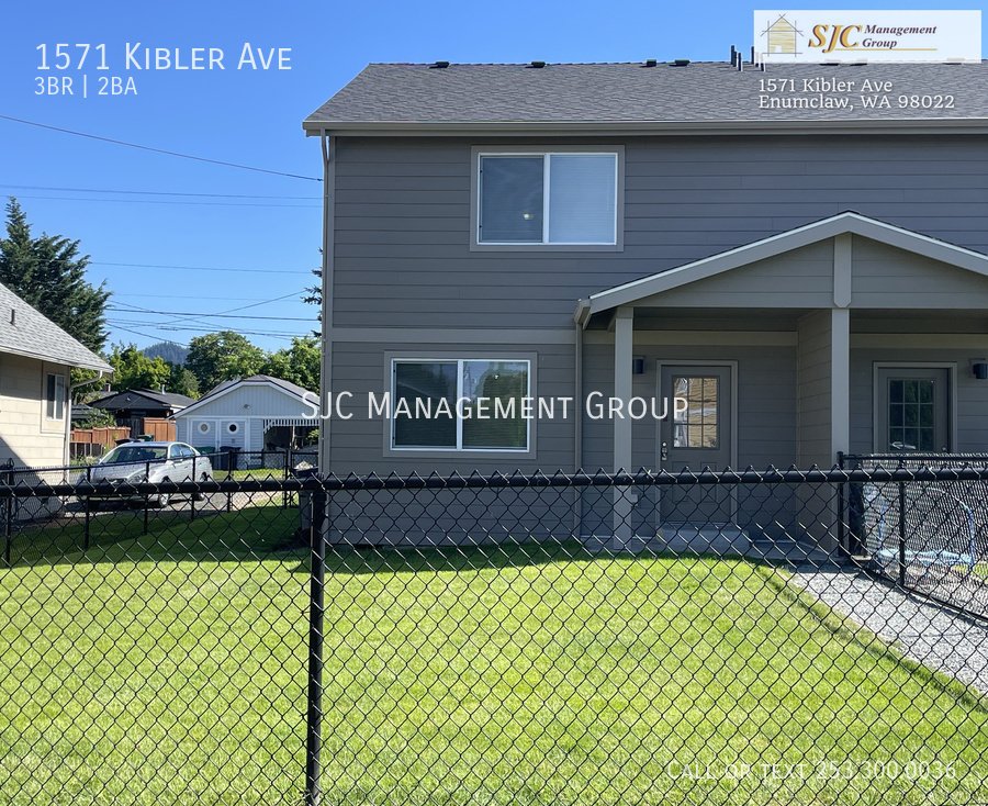 Three Bedroom/Two Bath Updated Townhome for Rent property image