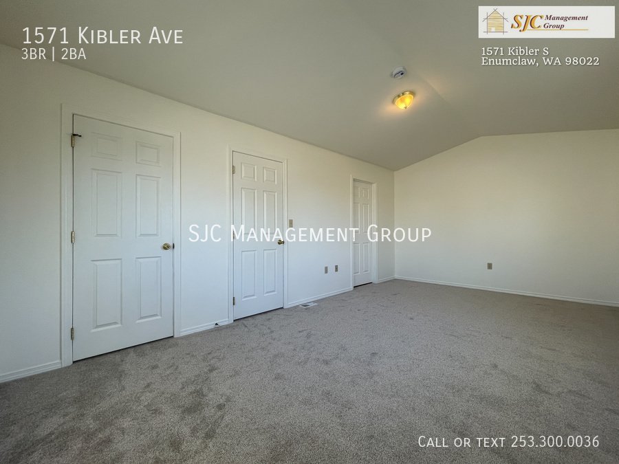 Three Bedroom/Two Bath Updated Townhome for Rent property image