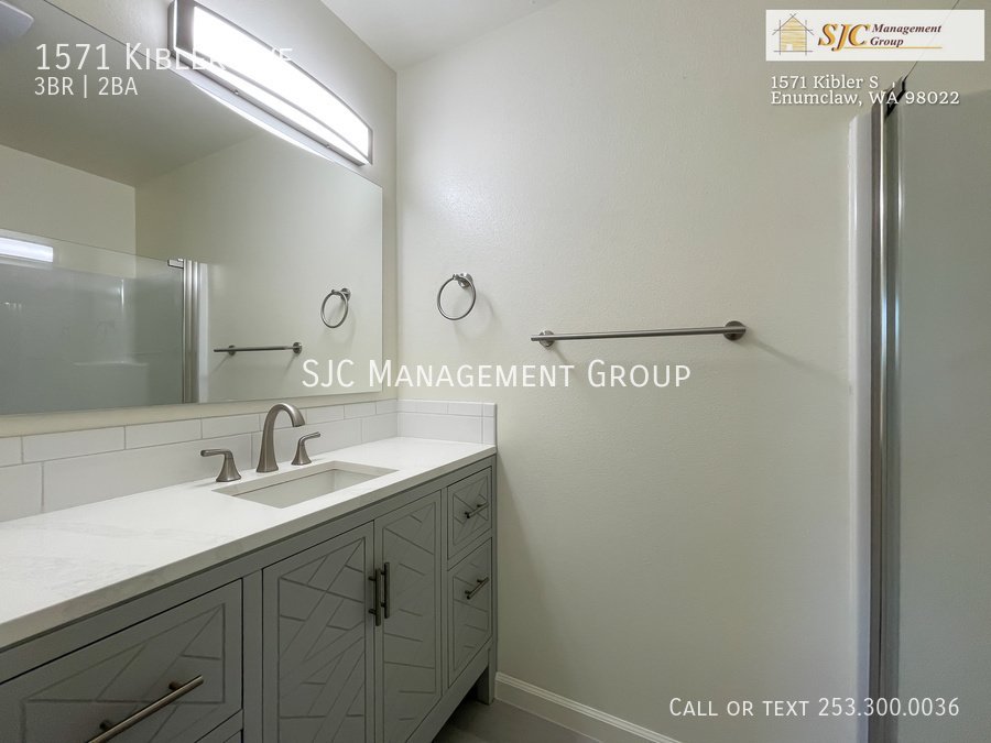 Three Bedroom/Two Bath Updated Townhome for Rent property image