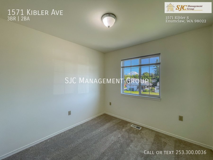 Three Bedroom/Two Bath Updated Townhome for Rent property image