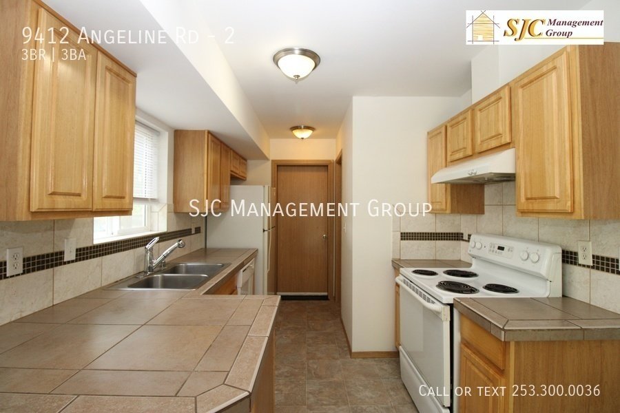 Townhome for rent in Bonney Lake property image