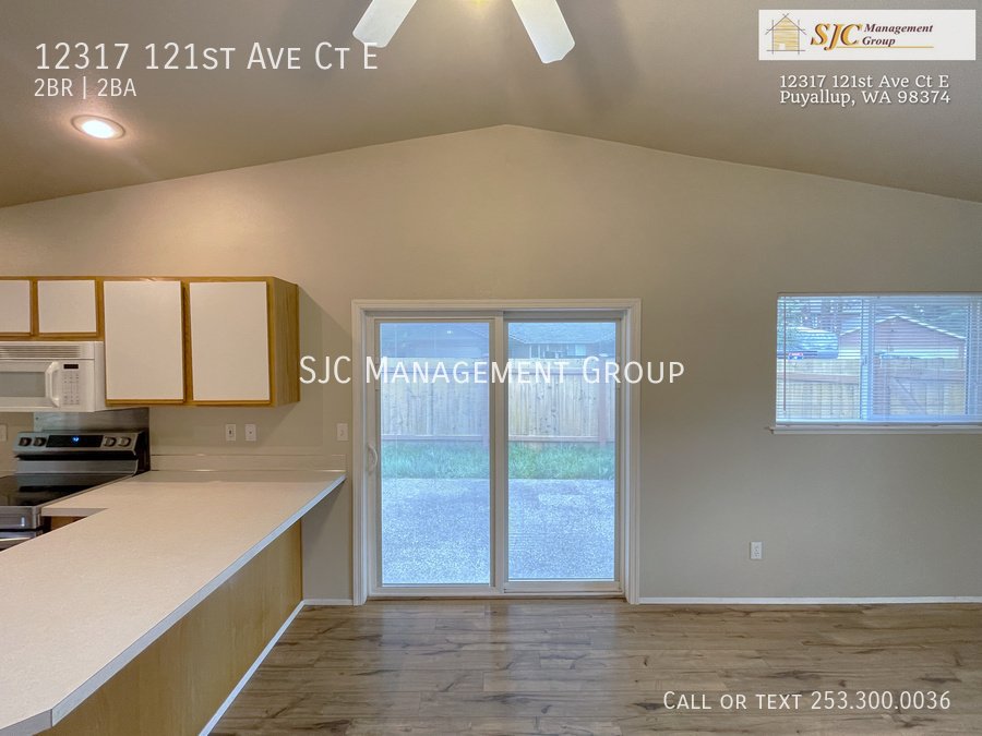 2 Bedroom 2 Bath Duplex. Great Location! property image