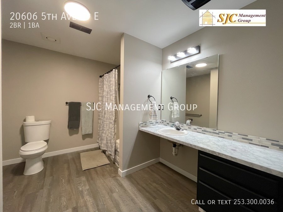 Two Bedroom one bath ADA compliant Home for rent Spanaway property image