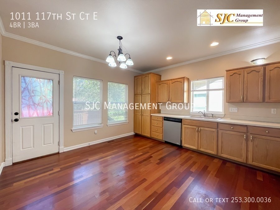 Four Bedroom 2.5 bath home for rent South Tacoma property image