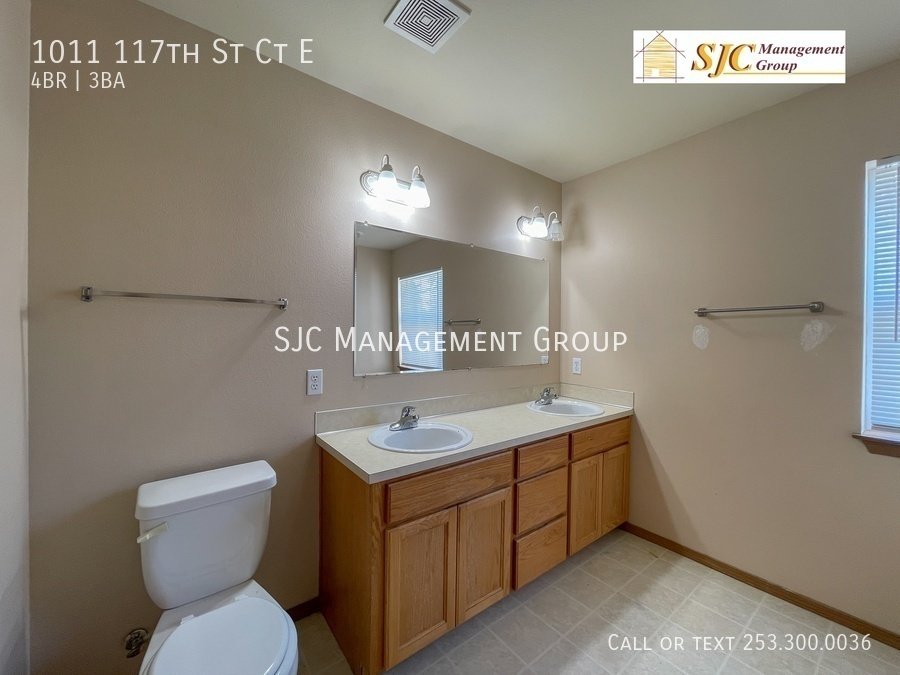 Four Bedroom 2.5 bath home for rent South Tacoma property image