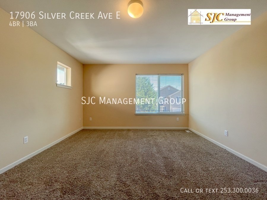 Four bedroom 2.25 bath home for rent in Puyallup South Hill property image
