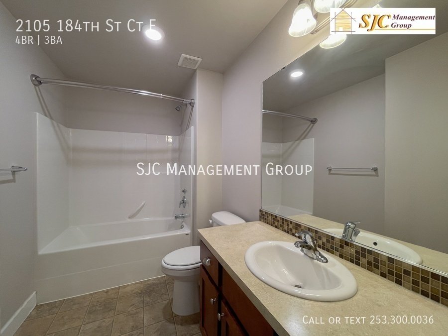 Four bedroom house for rent in Spanaway property image