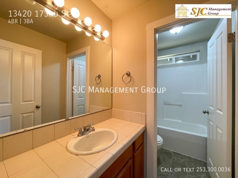 Four bedroom house in Puyallup property image