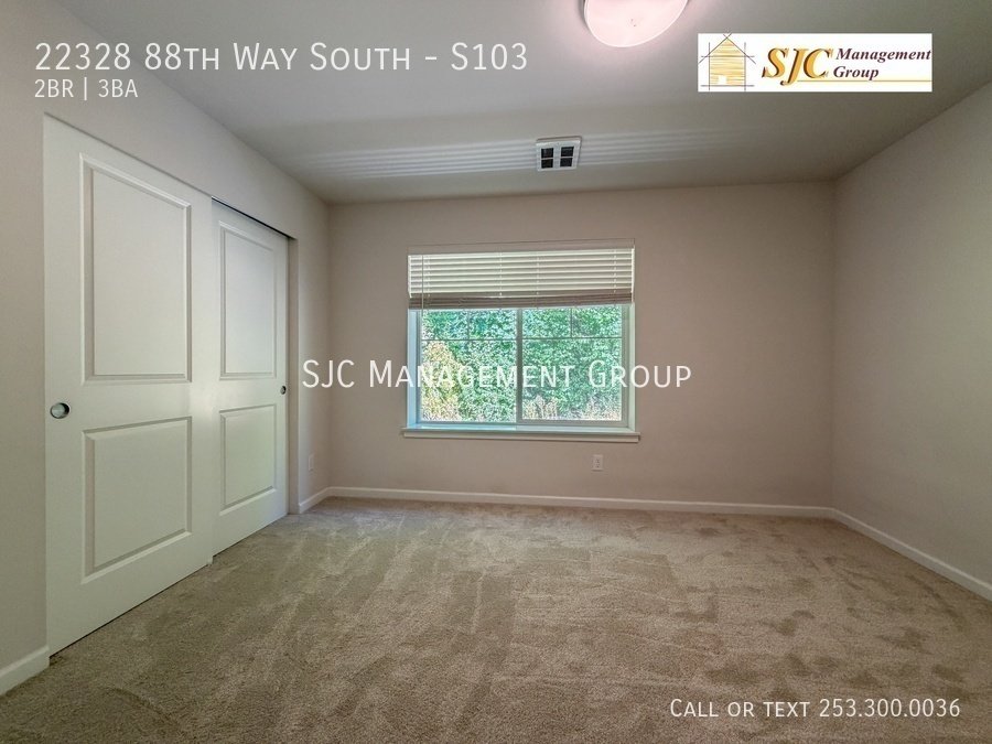 Two bed 2.5 bath townhome for rent in Kent property image