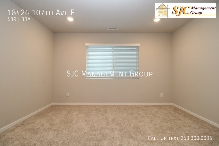 Newer 4 bedroom with large loft, home for rent in South Hill, Puyallup property image