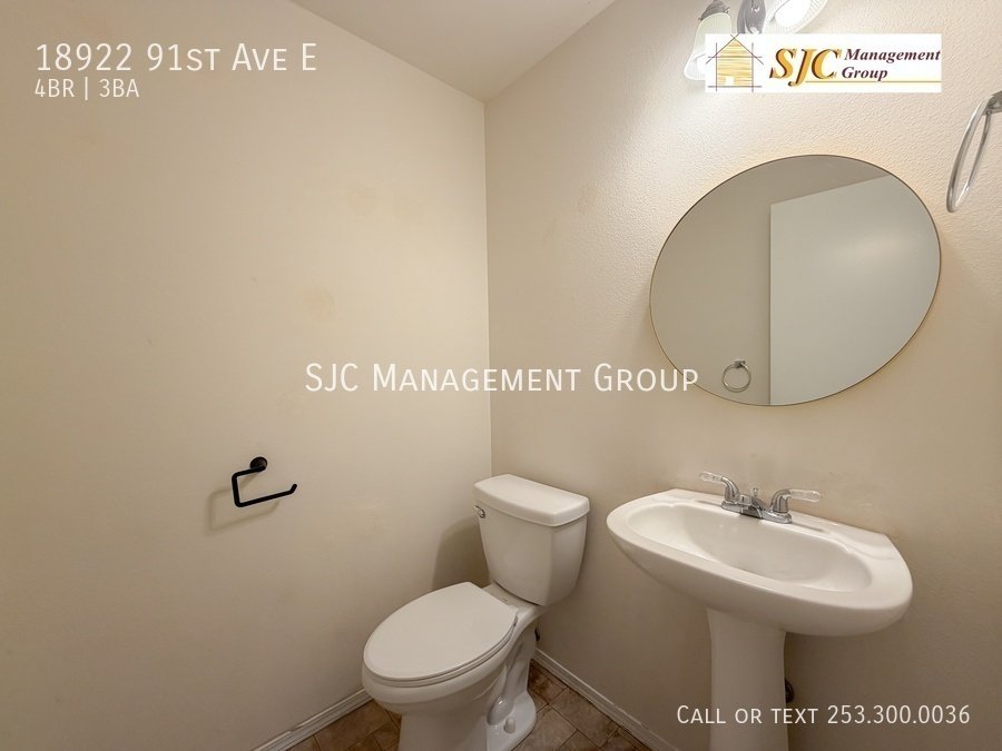 Four Bedroom 2.5 bath home for rent in Puyallup Hillsborough South Hill property image