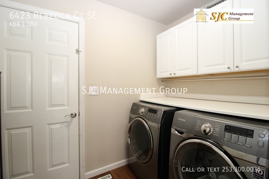 Four bedroom home in Lakeland Hills for rent property image
