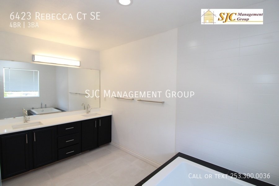 Four bedroom home in Lakeland Hills for rent property image
