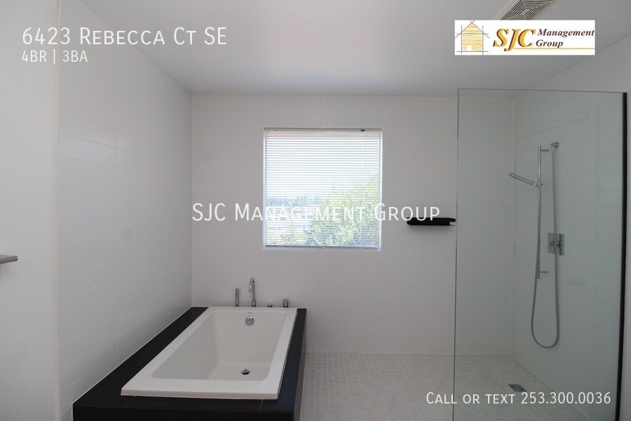 Four bedroom home in Lakeland Hills for rent property image
