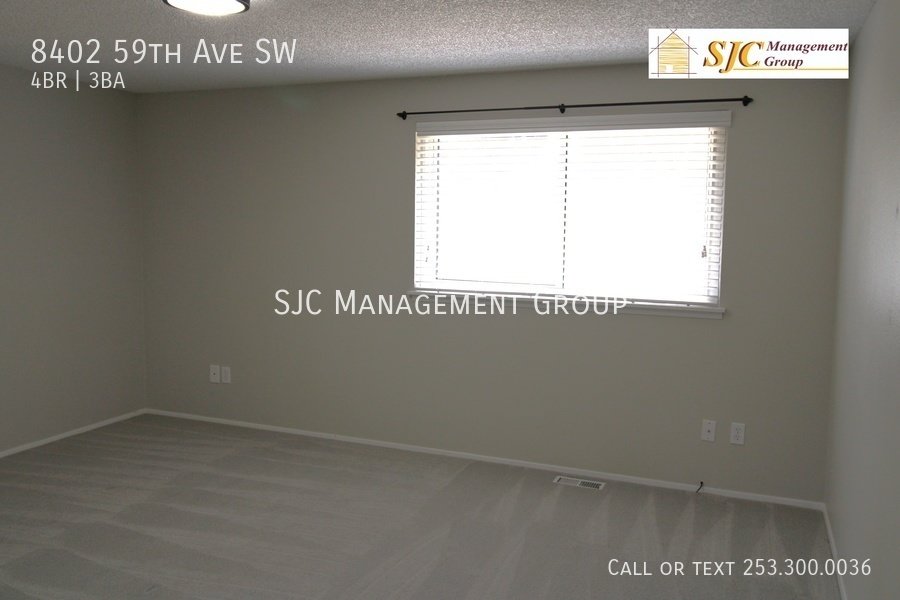 Four bedroom 2.5 Bath home for rent in Lakewood property image