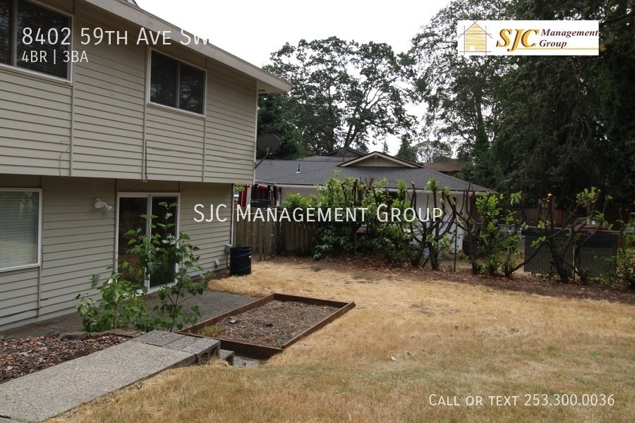 Four bedroom 2.5 Bath home for rent in Lakewood property image