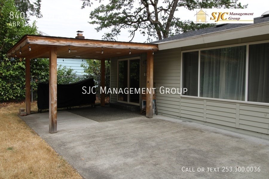 Four bedroom 2.5 Bath home for rent in Lakewood property image