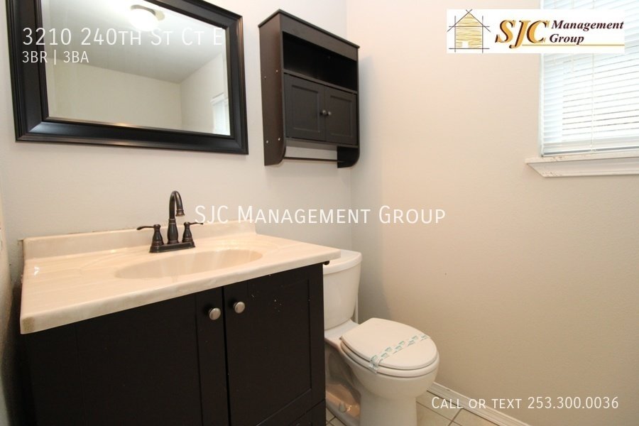 Two Story Home with Large Fenced Yard For Rent In Spanaway property image