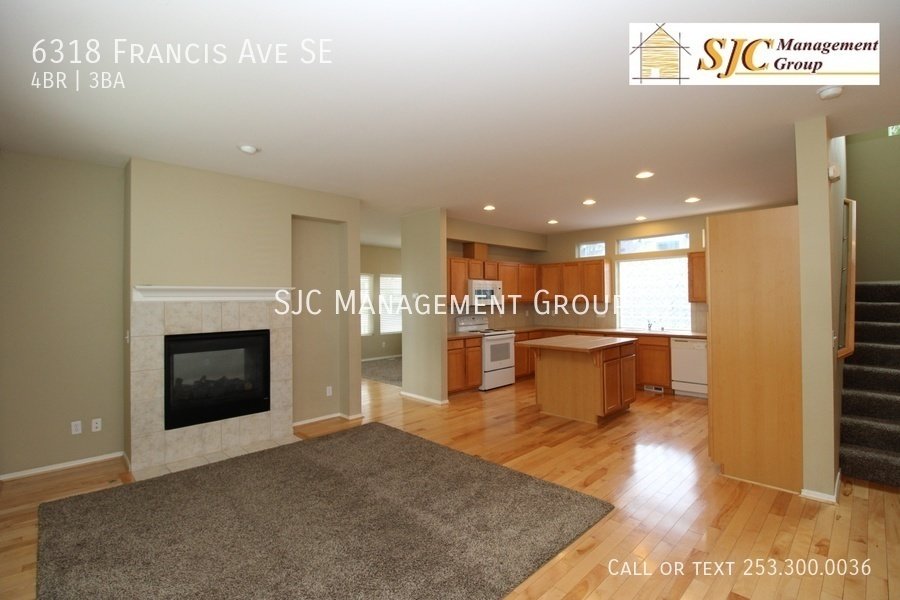 Four-bedroom home in Lakeland Hills for rent property image