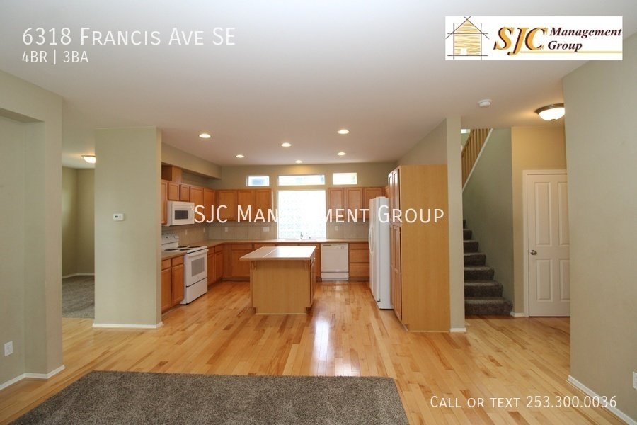 Four-bedroom home in Lakeland Hills for rent property image