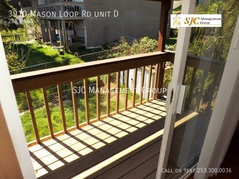 2 bedroom 1 bath second floor apartment for rent in Tacoma property image