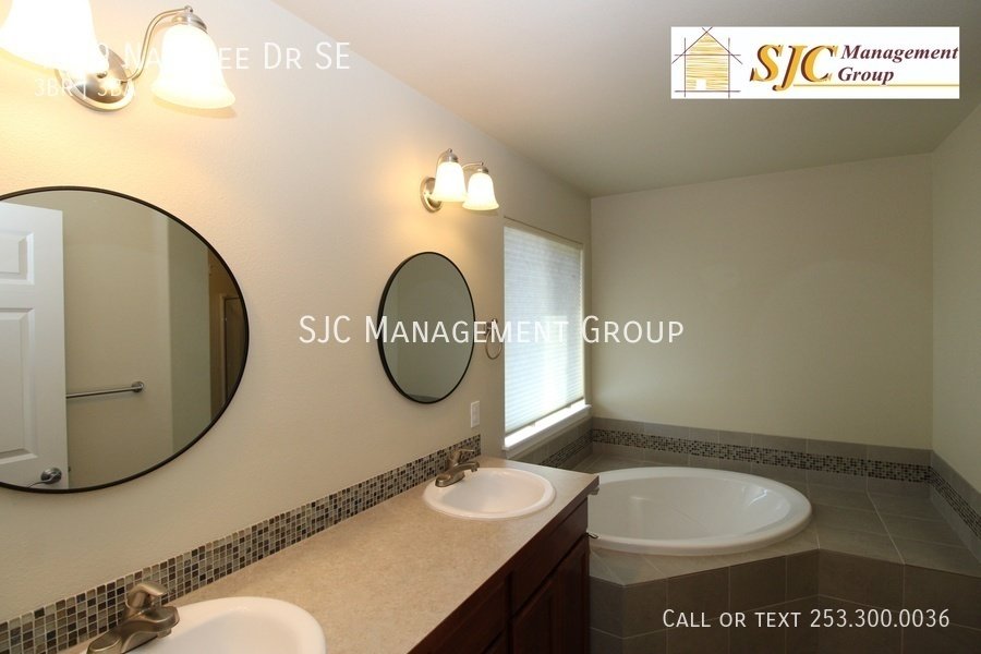 Three bedroom home for rent in Lacey property image