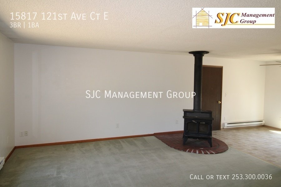 Three bedroom one bath home for rent South Hill Puyallup property image
