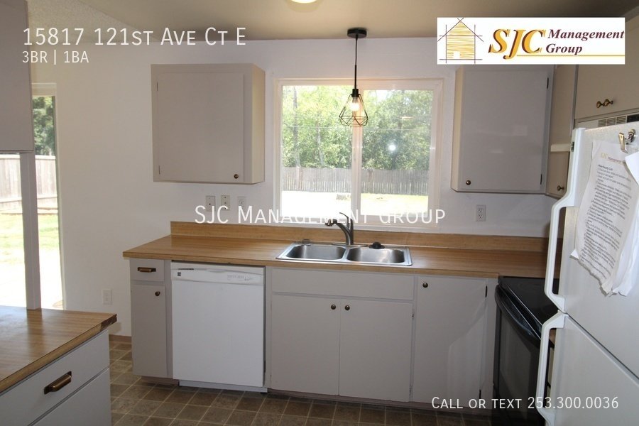 Three bedroom one bath home for rent South Hill Puyallup property image