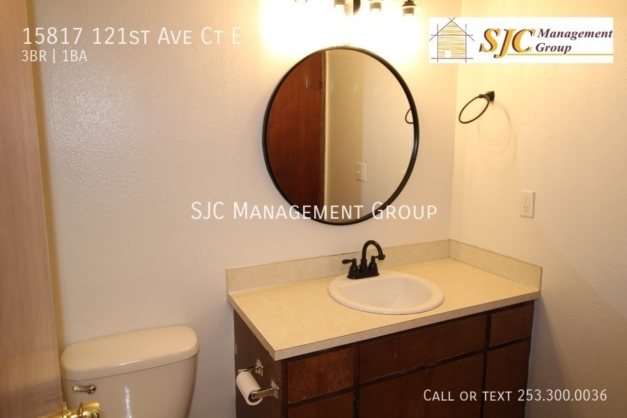 Three bedroom one bath home for rent South Hill Puyallup property image