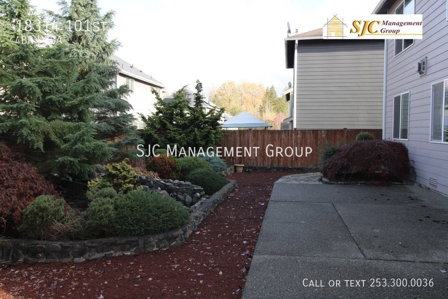 Four Bedroom+bonus room, 2.75 bath home for rent in Bonney Lake property image