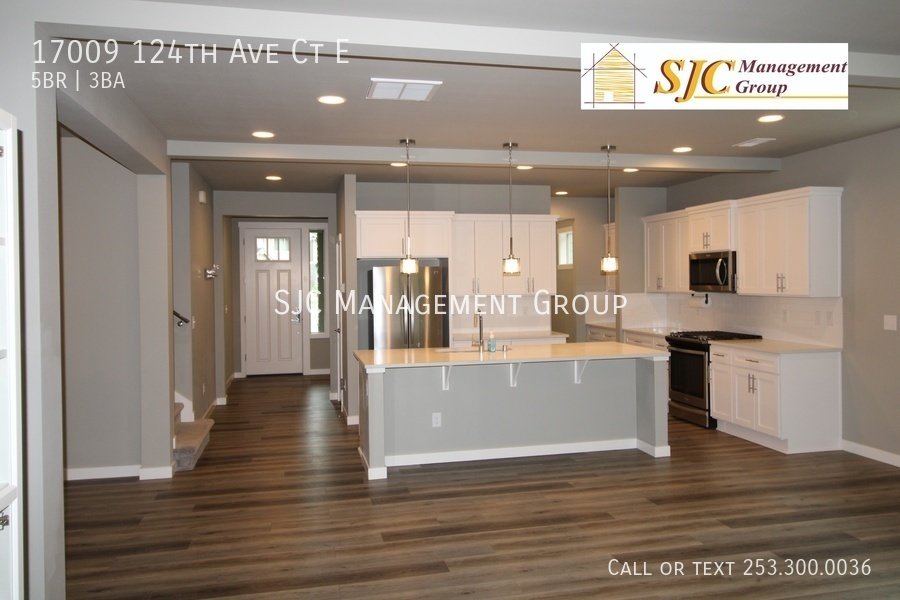 Five bedroom 3.5 bath home for rent in Puyallup property image