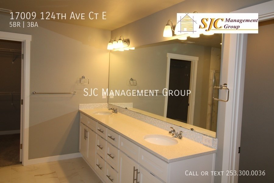 Five bedroom 3.5 bath home for rent in Puyallup property image