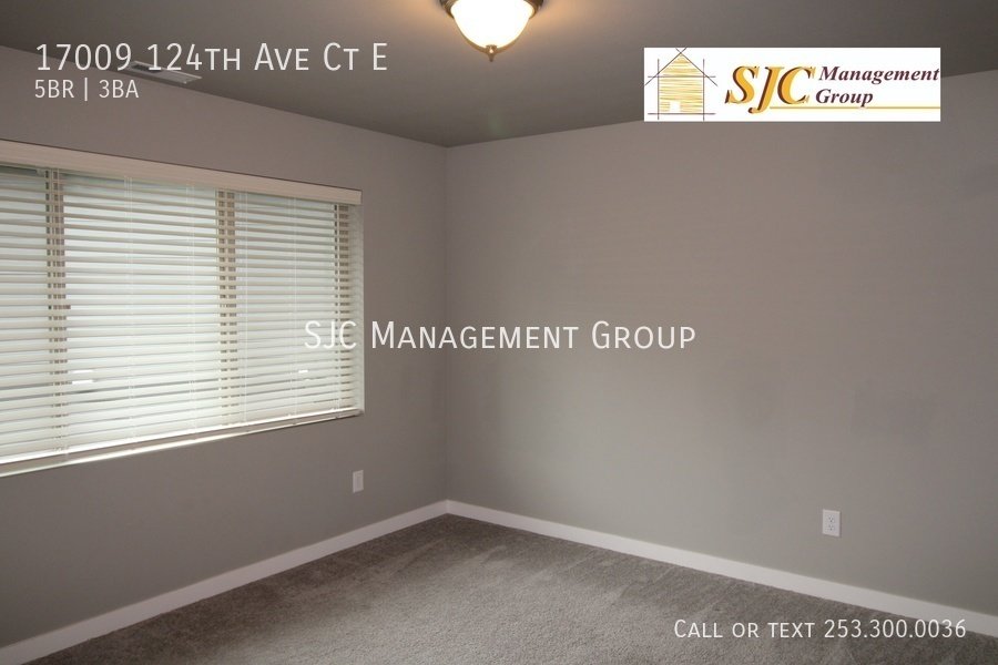 Five bedroom 3.5 bath home for rent in Puyallup property image