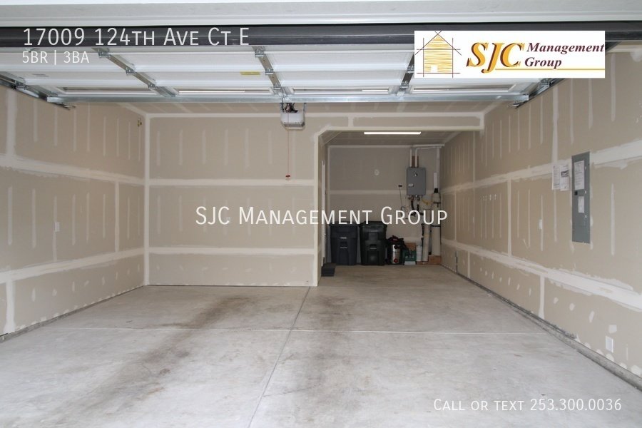 Five bedroom 3.5 bath home for rent in Puyallup property image