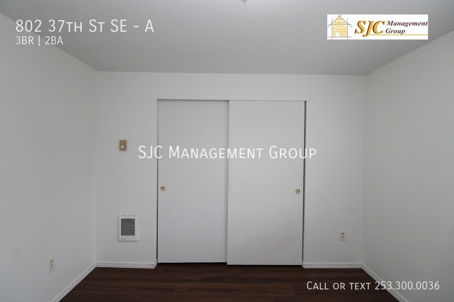 Three bed, one and a half bath town-home for rent in Auburn. property image