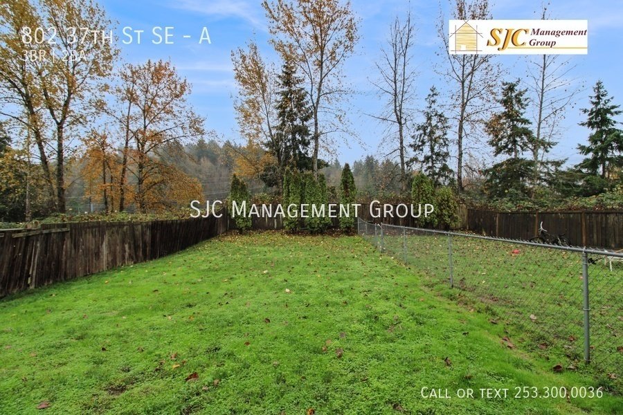 Three bed, one and a half bath town-home for rent in Auburn. property image