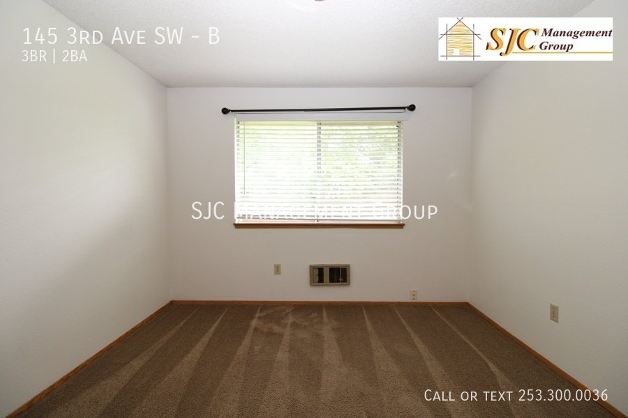 One story duplex for rent in Pacific, near Auburn. property image