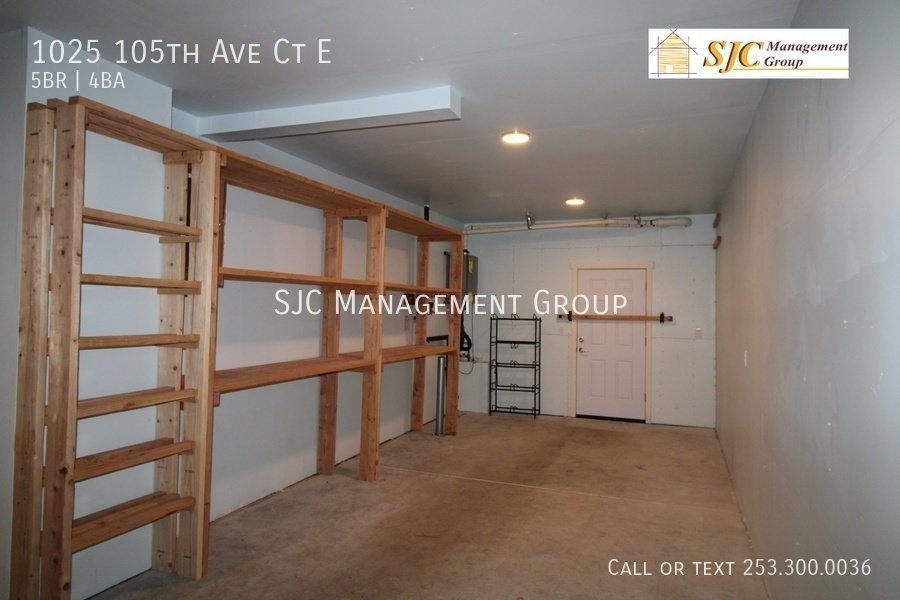 Five Bedroom 3.5 bath Townhome in Edgewood property image