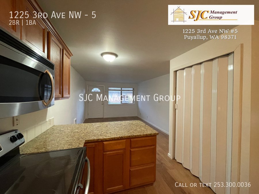 Two bedroom home for rent in Puyallup property image