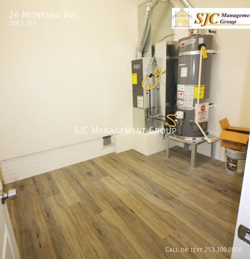 Three bedroom 2 full baths in Tacoma for rent property image