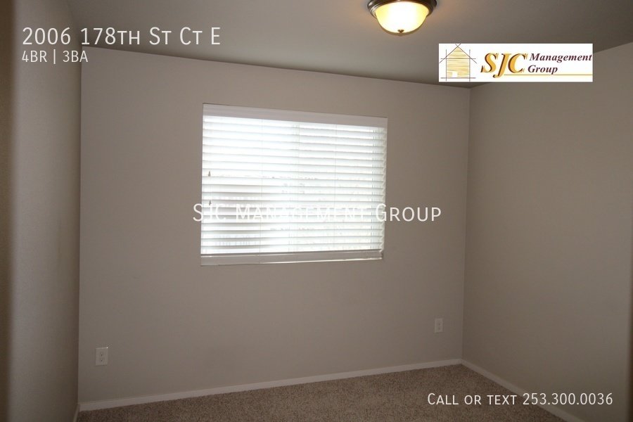 Four bedroom 2.5 bath home for rent in Spanaway property image